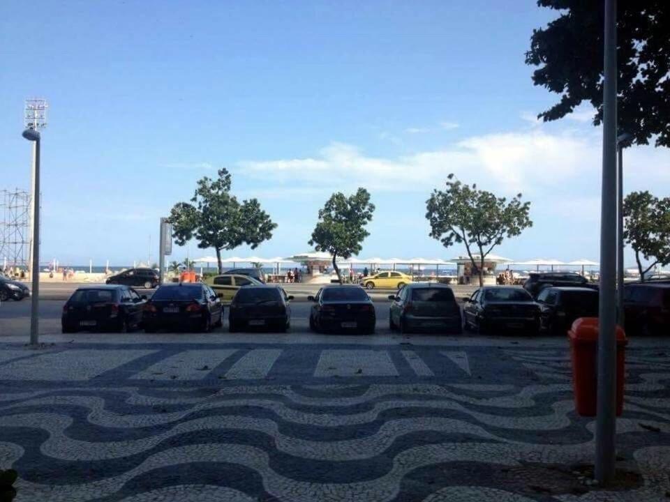 Appartamento Frente Mar De Copacabana Rio de Janeiro Esterno foto